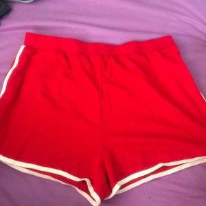 RED SHORTS